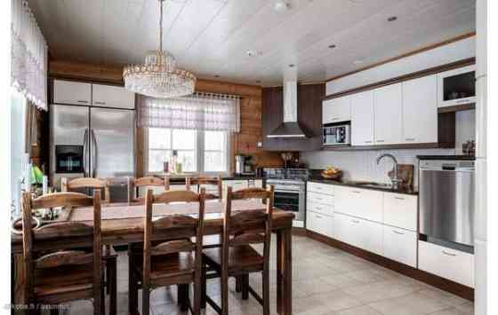 avok + oh, 2 mh, wc, s, ph, khh/pukeutumistila, te  Куопио