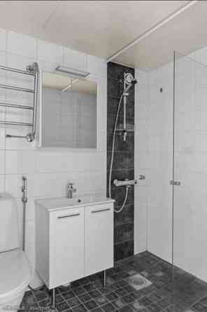 2h + avok + eteinen + kylpyhuone  Helsinki