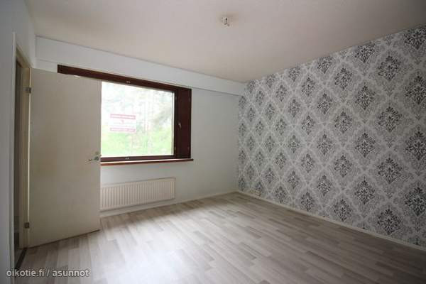 1h + kk + kph  Zaporiz'ka Oblast' - valokuva 1