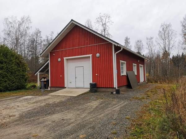 5 mh + 3 vh + k + s + tkh + ask + autohalli  Outokumpu - valokuva 8
