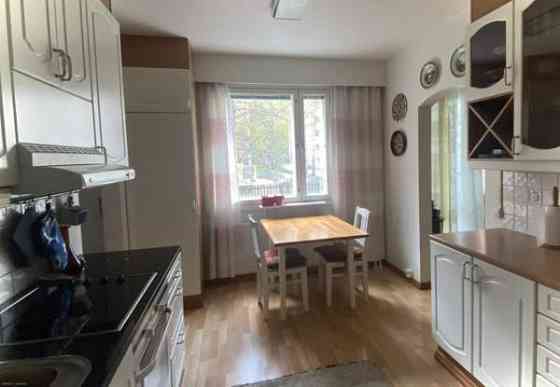 4h + k + wc + ph + parveke  Vantaa