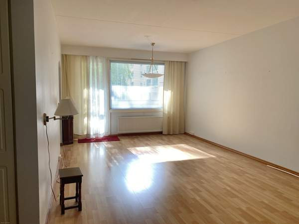 4h + k + wc + ph + parveke  Vantaa - photo 2