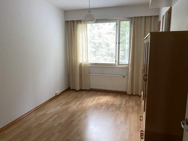 4h + k + wc + ph + parveke  Vantaa - photo 8