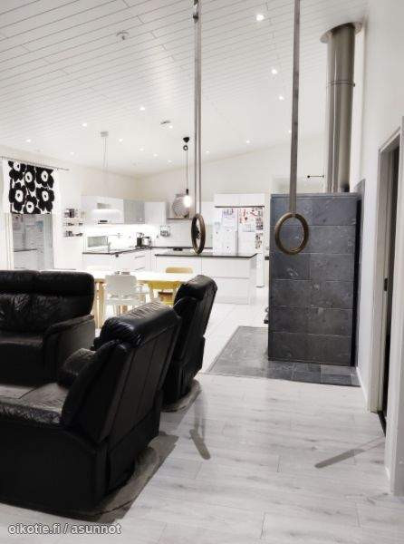 6h + k + s + khh + autokatos + 3 wc + lämmönjakohu  Kauhava - изображение 5