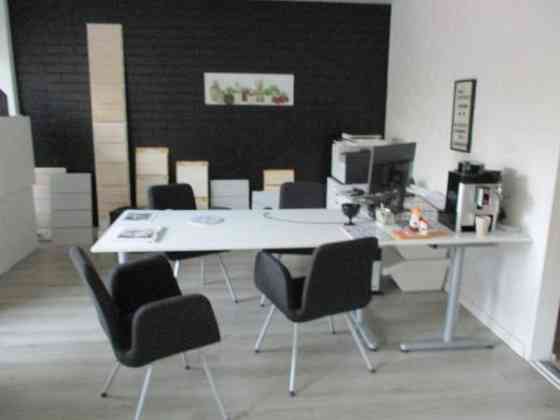 toimistotila + kk + wc + kph  Jaervenpaeae