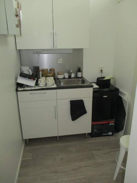 toimistotila + kk + wc + kph  Jaervenpaeae – foto 6