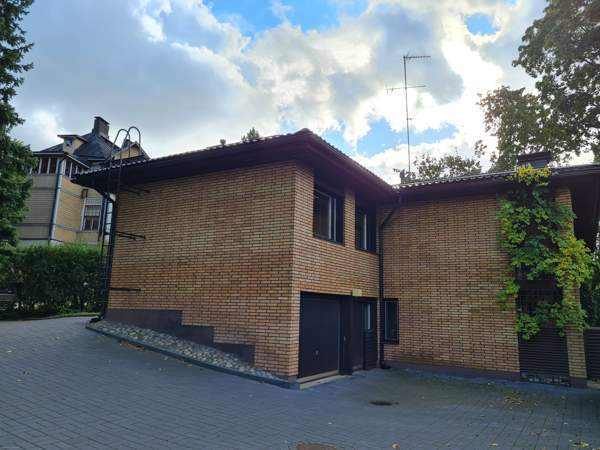 5 huonetta, ruokailutila, sauna, kylpyhuone, 2 x W  Helsinki – foto 4