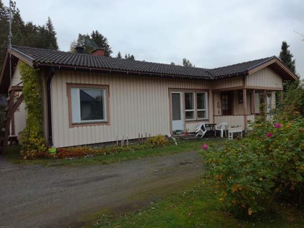 5h + k+s+ph+khh+wc  Punkalaidun - valokuva 1