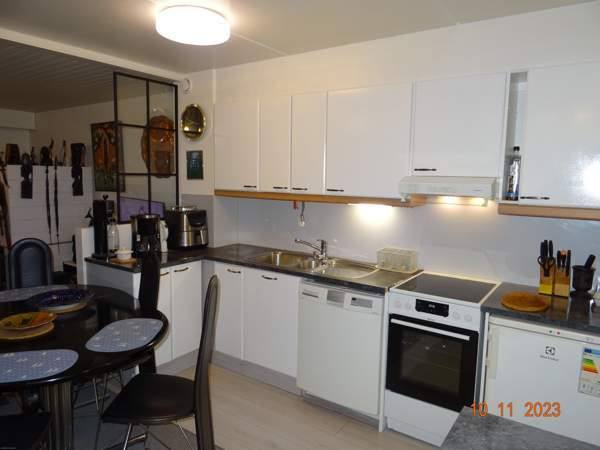 3h + avokeittiö + kh-sauna + terassipiha  Helsinki - valokuva 6