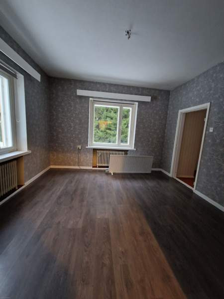 3h +keittiö, sauna sekä 140m2 yhtenäistä varastoti  Joroinen - photo 2