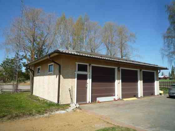 5h + s + keittiö + halli + liiketila  Haemeenlinna