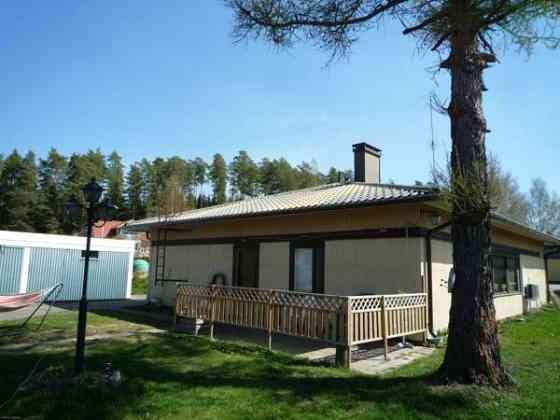 5h + s + keittiö + halli + liiketila  Haemeenlinna