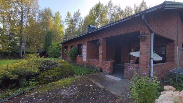 OKT: 3 h, k, s, terassi, autotalli. Pihamökki: ete  Ruokolahti - изображение 5