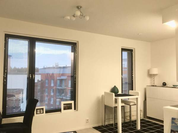 1h + kt, ylin kerros  Vantaa – foto 1