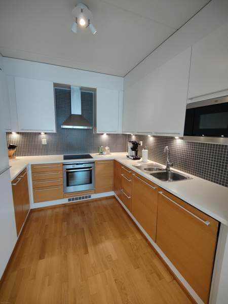 3h + avok. + kph + wc + sauna + lasitettu parveke  Helsinki - photo 1