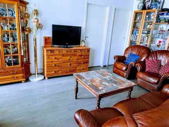 4h + kph-wc + wc + avokeittiö + 2 parveketta  Vantaa