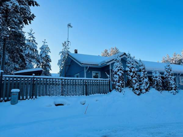 2h + tupak + vh + kph + s + wc + khh + lasp + var  Askola - valokuva 1