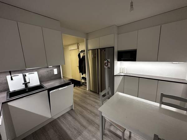 3mh + tilava oh + k + s + erillinen wc + lasitettu  Hyvinkää - valokuva 4