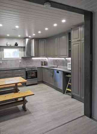 Avokeittiö, olohuone, halli, eteinen, sauna, pesuh  Kannonkoski