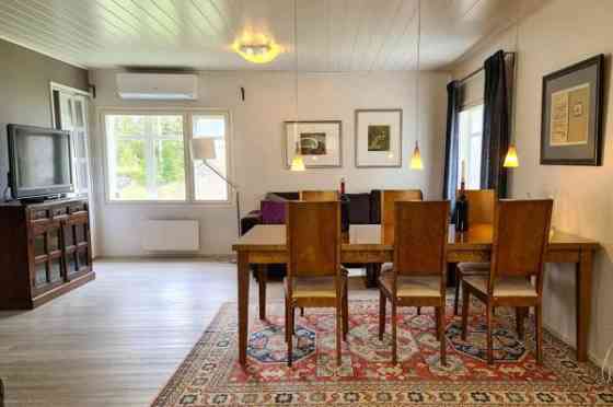 Avokeittiö, olohuone, halli, eteinen, sauna, pesuh  Kannonkoski