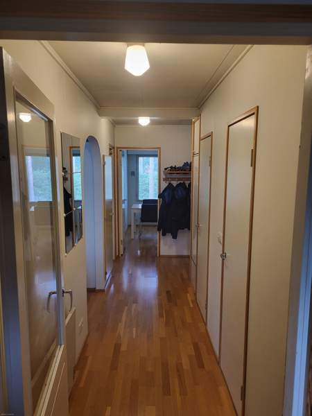 2h + s + k + autotalli  Каяни - изображение 2