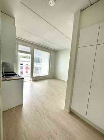 1h + avok + suuri lasitettu parv.  Vantaa