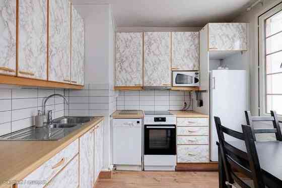 3h+k+kph+lasitettu parveke  Vantaa