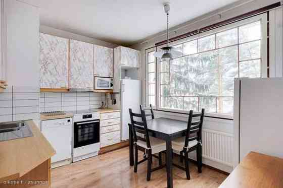 3h+k+kph+lasitettu parveke  Vantaa