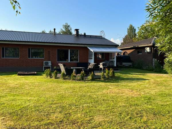 5h + k + vh + s + 2wc + khh + at  Pieksämäki - valokuva 2