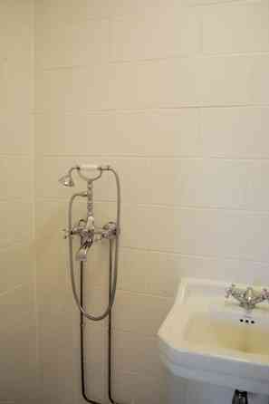 1h + avokeittiö + kph + et + kellari  Kemiönsaari