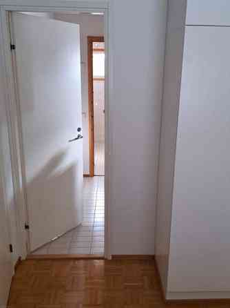 4h + k + s + khh + autotalli + 2 wc + iso piha  Helsinki