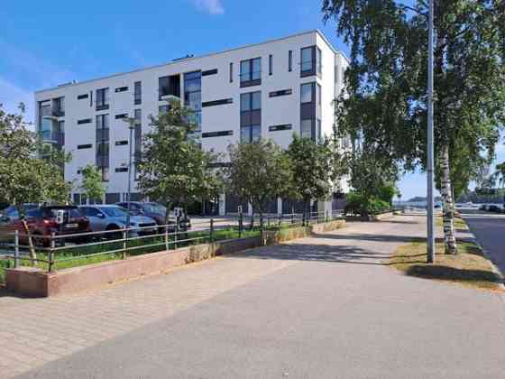 2h + k + s + lasitettu parveke  Helsinki