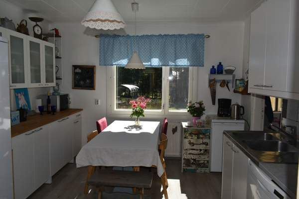 4-6 h, k, vh, 2 wc, eteinen, kuisti, yläkerran aul  Joutsa - изображение 5