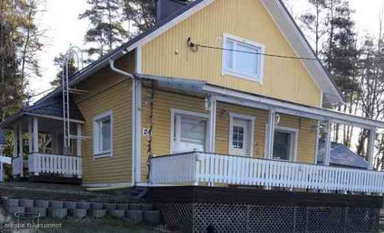 3h + k + s + vierasmökki2h + khh + kph + 2wc  Pöytyä