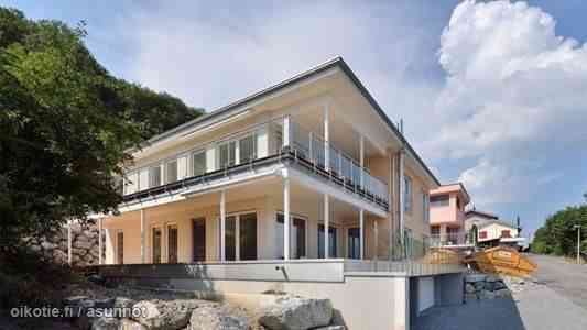 5 makuuhuonetta, olohuone + ruokatila + keittiö, 2  Belpasso