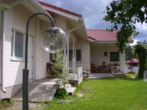 5h + k + s + psh + 2 wc + khh + vh + lämmin at + l  Pieksämäki – foto 2