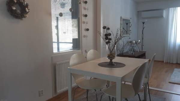 4h + avok + s,vaatehuone, erill. Wc, autotalli, va  Pöytyä – foto 7