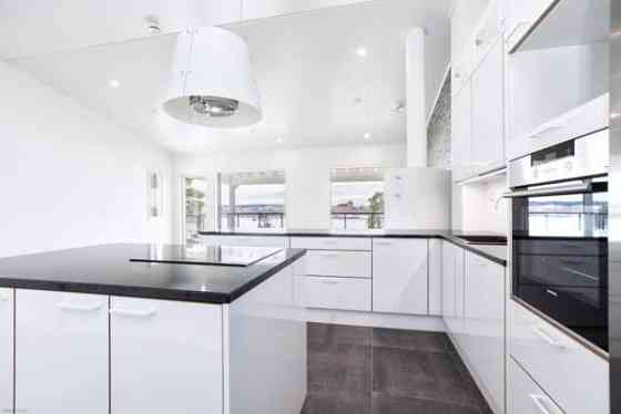 Esimerkiksi 4h + tupak + vh + kph + s + wc + khh +  Haemeenlinna