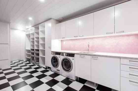 Esimerkiksi 4h + tupak + vh + kph + s + wc + khh +  Haemeenlinna