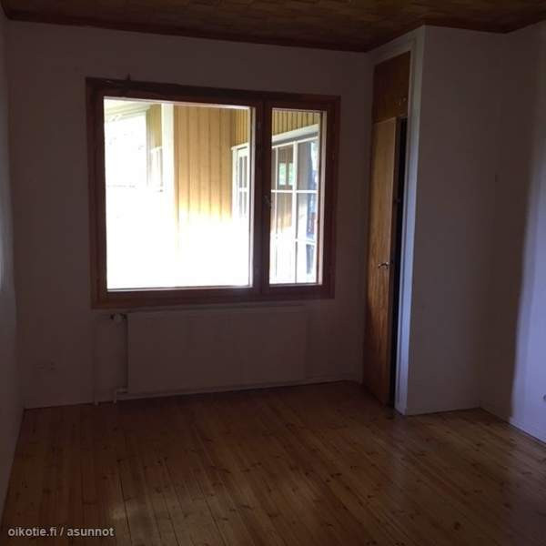 7h + k + s + vh+ 2kph+2p+kellari  Hartola - valokuva 8