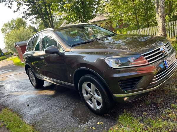 Volkswagen Touareg Лохья - изображение 1