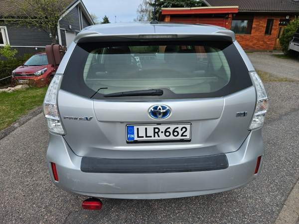 Toyota Prius+ Vantaa - valokuva 8