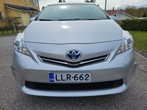 Toyota Prius+ Vantaa - valokuva 7
