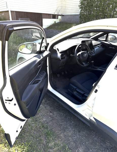 Toyota C-HR Торнио - изображение 4