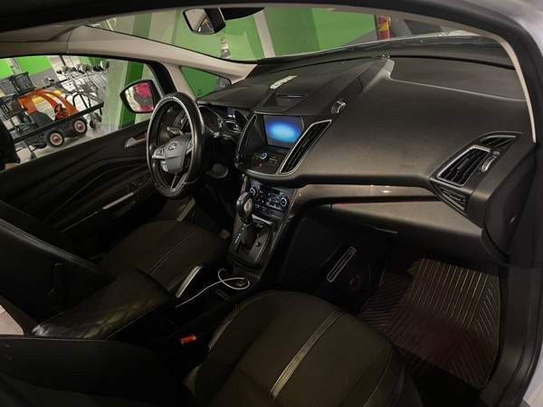 Ford C-MAX Grand Helsinki - valokuva 5