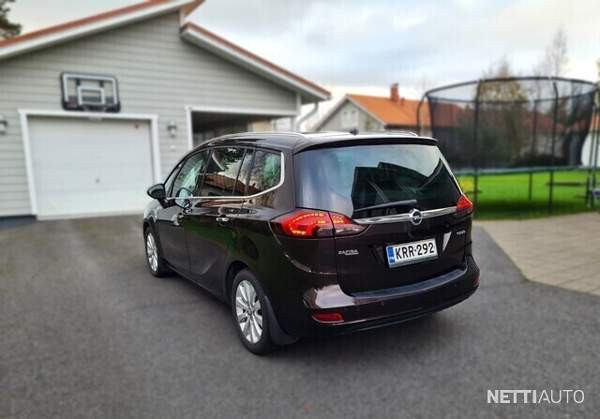 Opel Zafira Tourer Oulu - valokuva 6