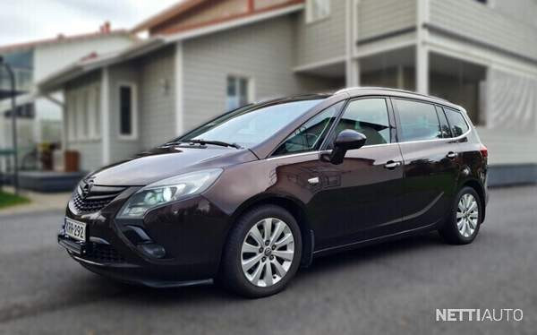 Opel Zafira Tourer Oulu - valokuva 1