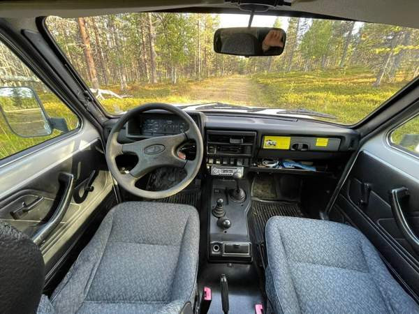 Lada Niva Лон-ле-Сонье - изображение 7