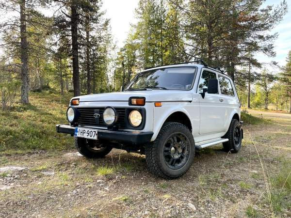 Lada Niva Лон-ле-Сонье - изображение 4