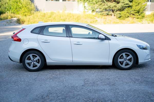 Volvo V40 Тампере - изображение 4